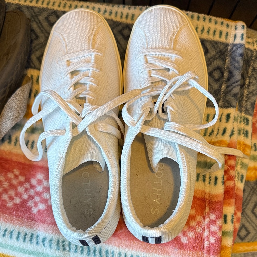 Rothy's Cream Knit Lace-Up Sneakers